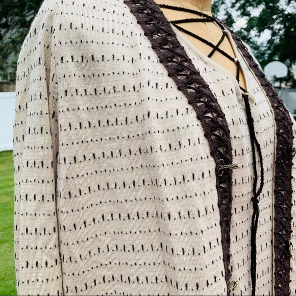 Stizzoli made in Italy sleeveless wool lace V-neck tank top 14 - Picture 8 of 9